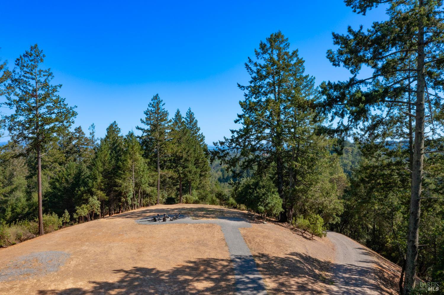 Detail Gallery Image 5 of 10 For 1260 Emerald Ranch Rd, Healdsburg,  CA 95448 - – Beds | – Baths