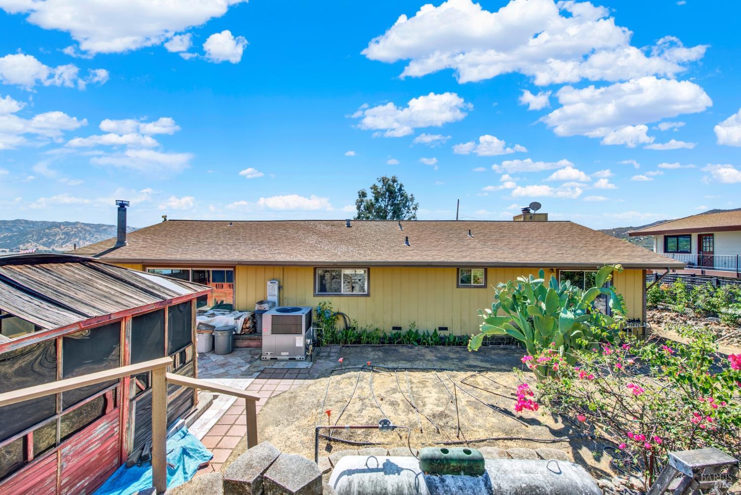 Detail Gallery Image 48 of 68 For 1090 Blueridge Dr, Napa,  CA 94558 - 2 Beds | 2 Baths