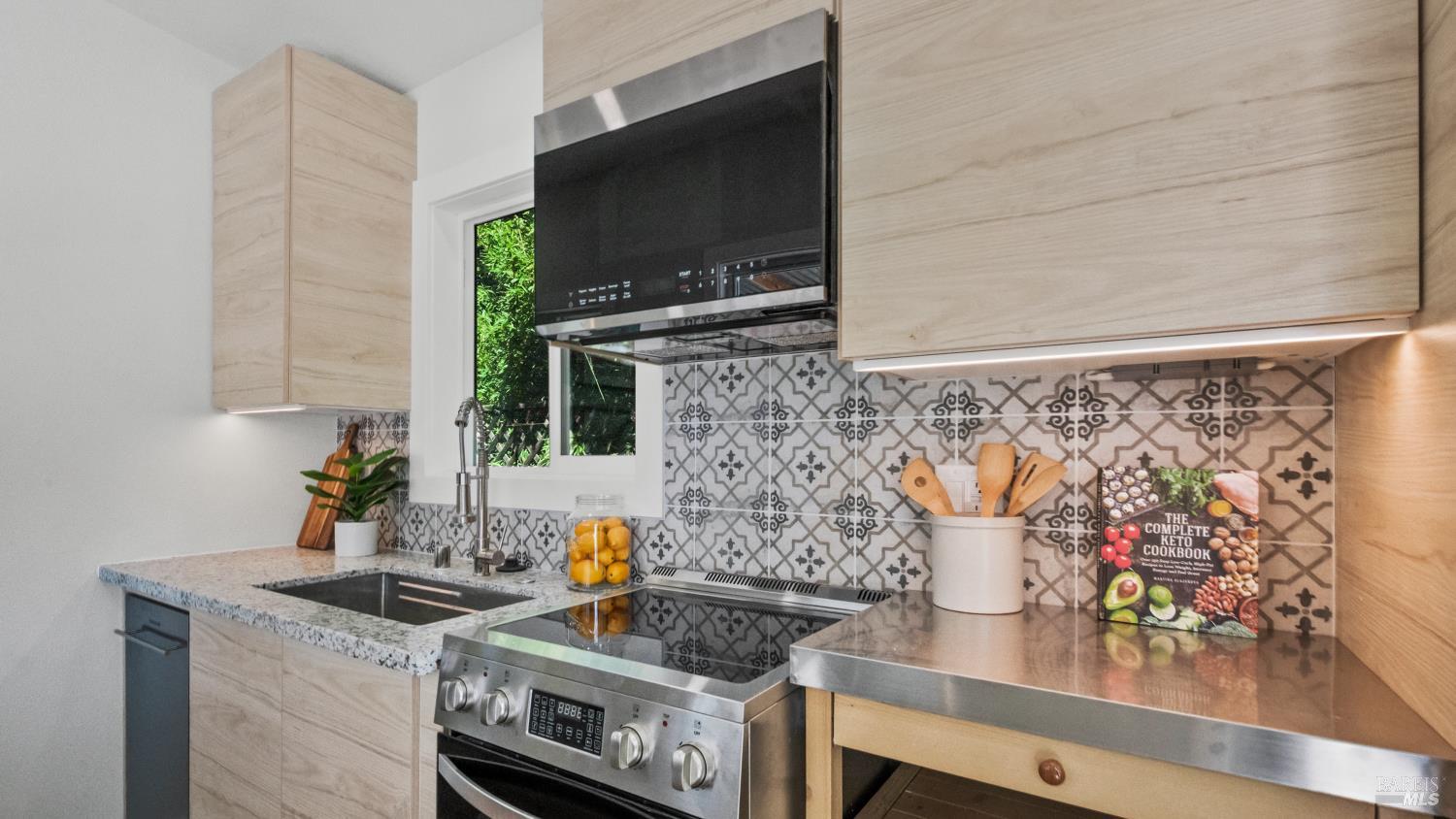 Detail Gallery Image 42 of 70 For 1174 Victory Ln, Concord,  CA 94520 - 2 Beds | 1/1 Baths