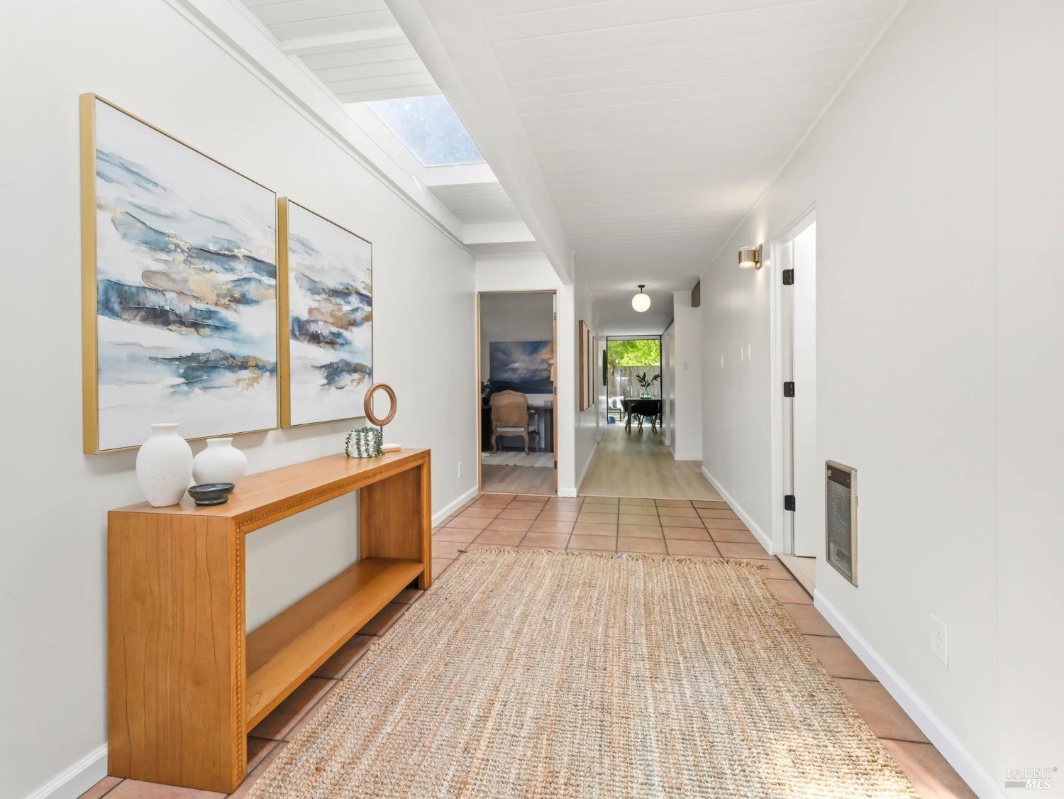 Detail Gallery Image 3 of 56 For 2151 Danberry Ln, San Rafael,  CA 94903 - 4 Beds | 2 Baths