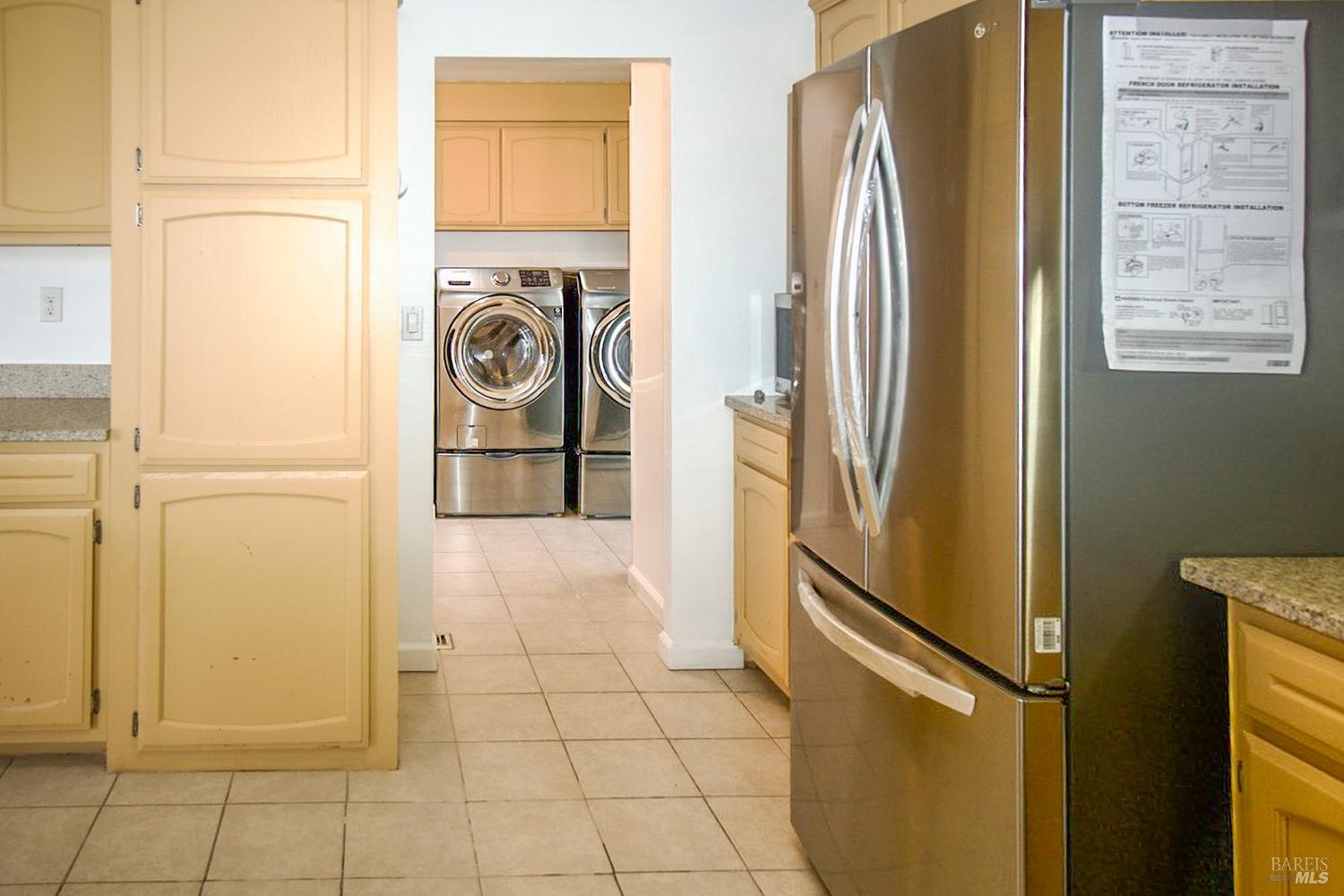 Detail Gallery Image 11 of 27 For 1038 Capewood Ln, Windsor,  CA 95492 - 3 Beds | 2 Baths