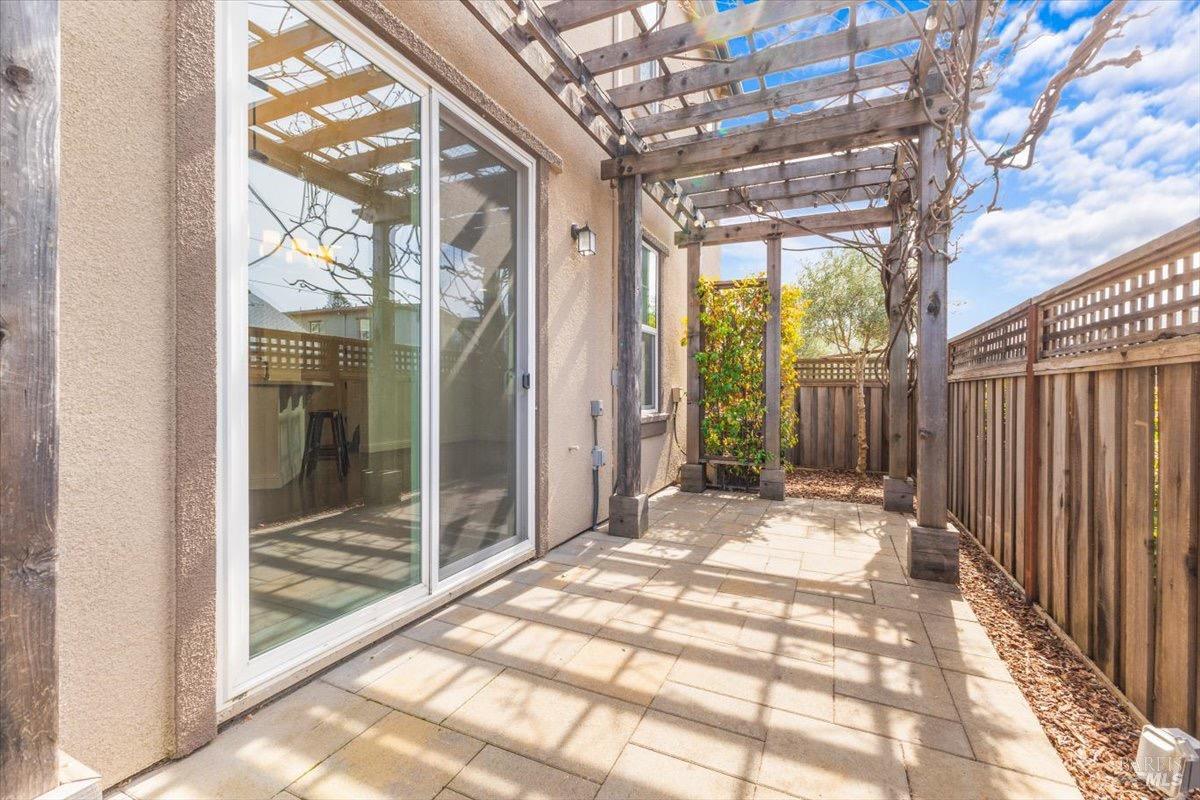 Detail Gallery Image 41 of 49 For 115 Lavender Cir, Healdsburg,  CA 95448 - 3 Beds | 2/1 Baths