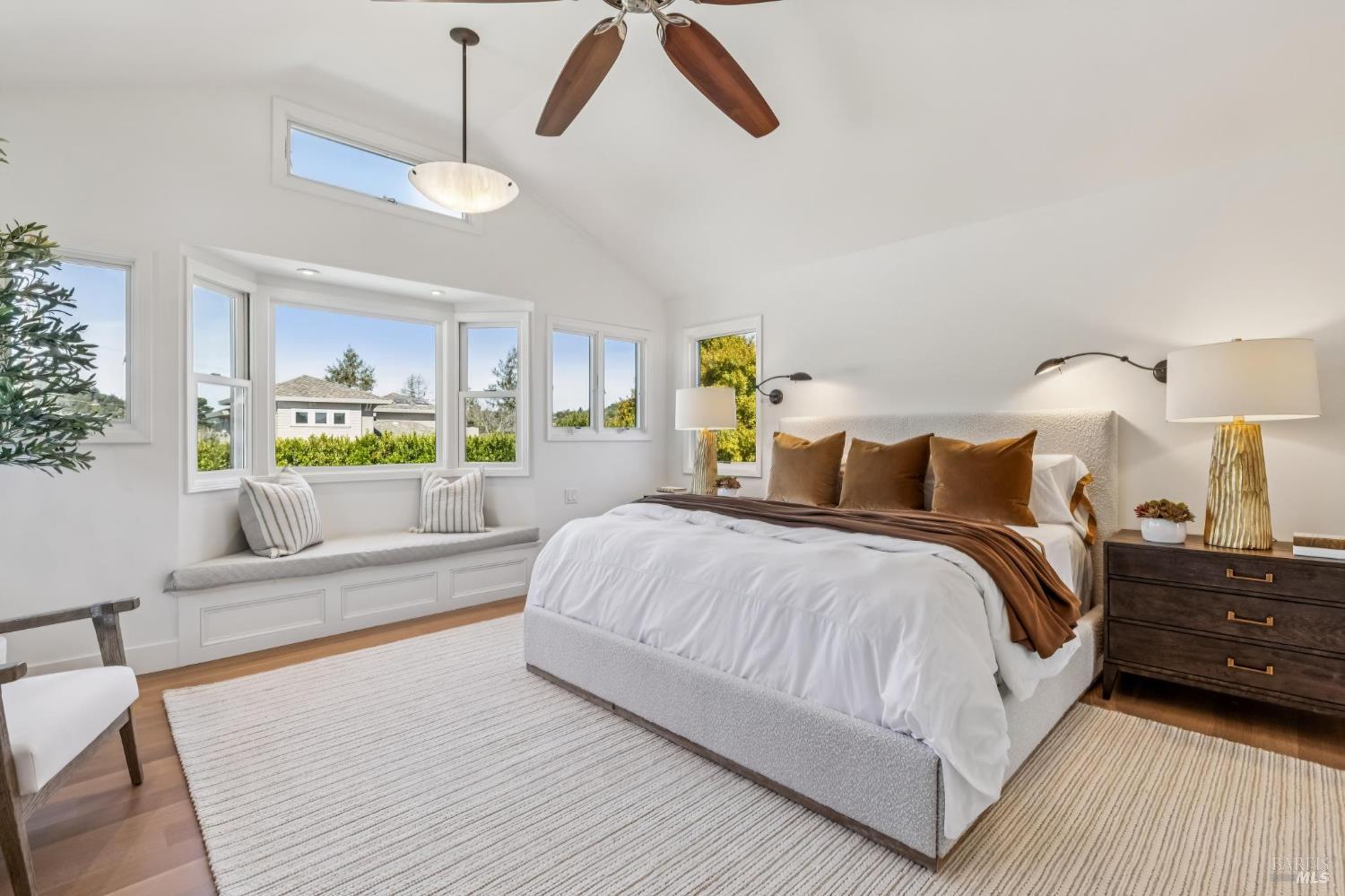 Detail Gallery Image 36 of 64 For 38 Cornell Ave, Larkspur,  CA 94939 - 5 Beds | 3 Baths