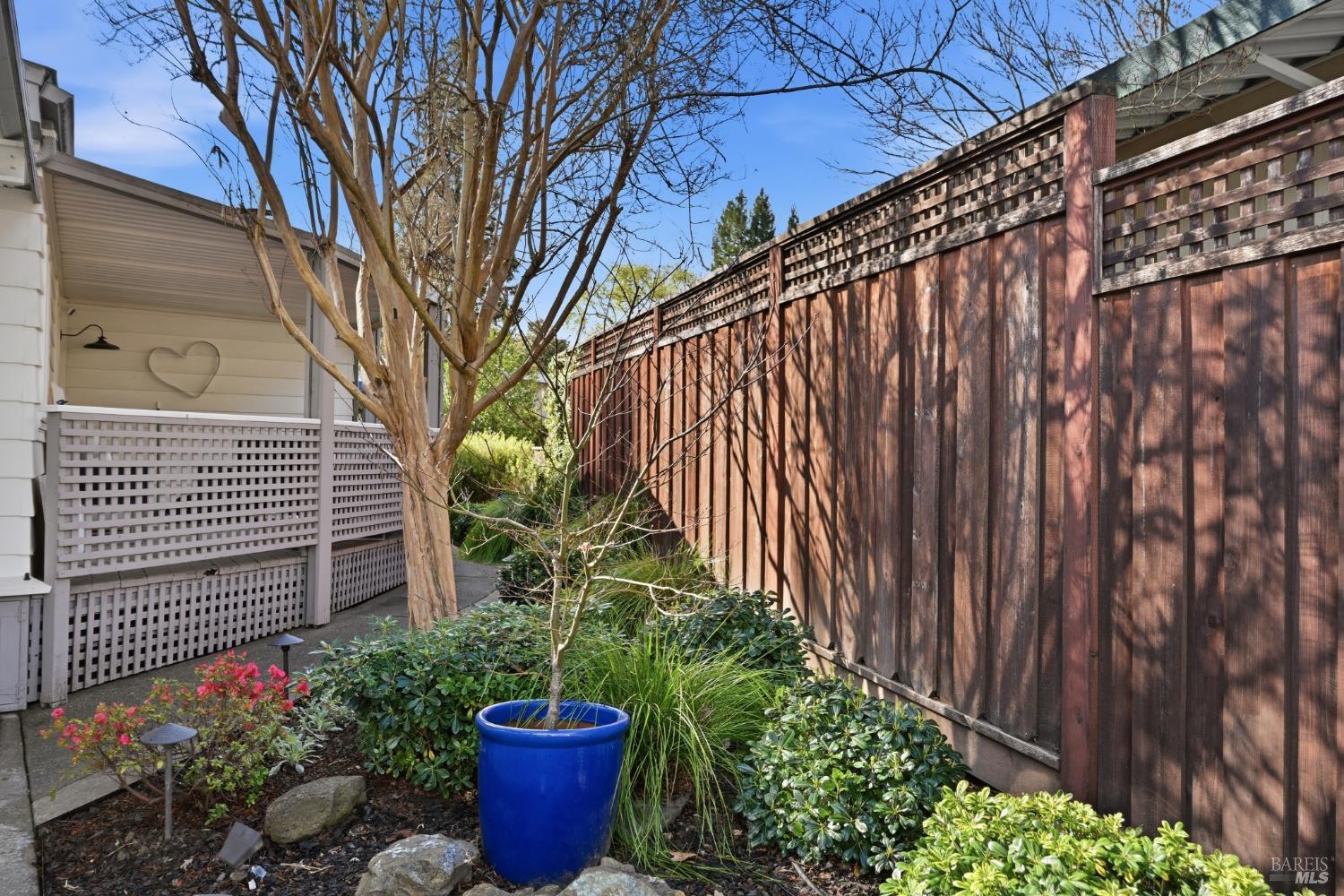Detail Gallery Image 29 of 37 For 7 Del Campo Ct, Saint Helena,  CA 94574 - 2 Beds | 2 Baths