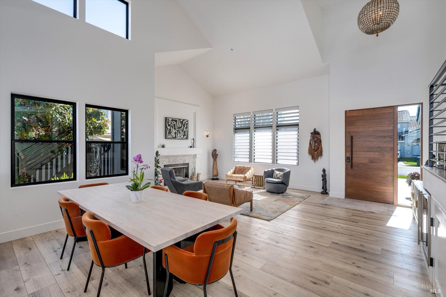 Detail Gallery Image 31 of 77 For 100 S Newport Dr, Napa,  CA 94559 - 4 Beds | 2/1 Baths