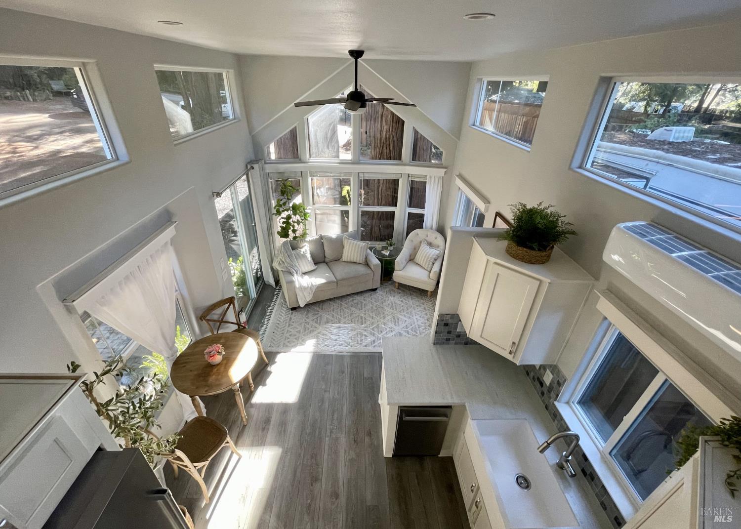 Detail Gallery Image 10 of 21 For 14755 Armstrong Woods Rd 18, Guerneville,  CA 95446 - 1 Beds | 1 Baths