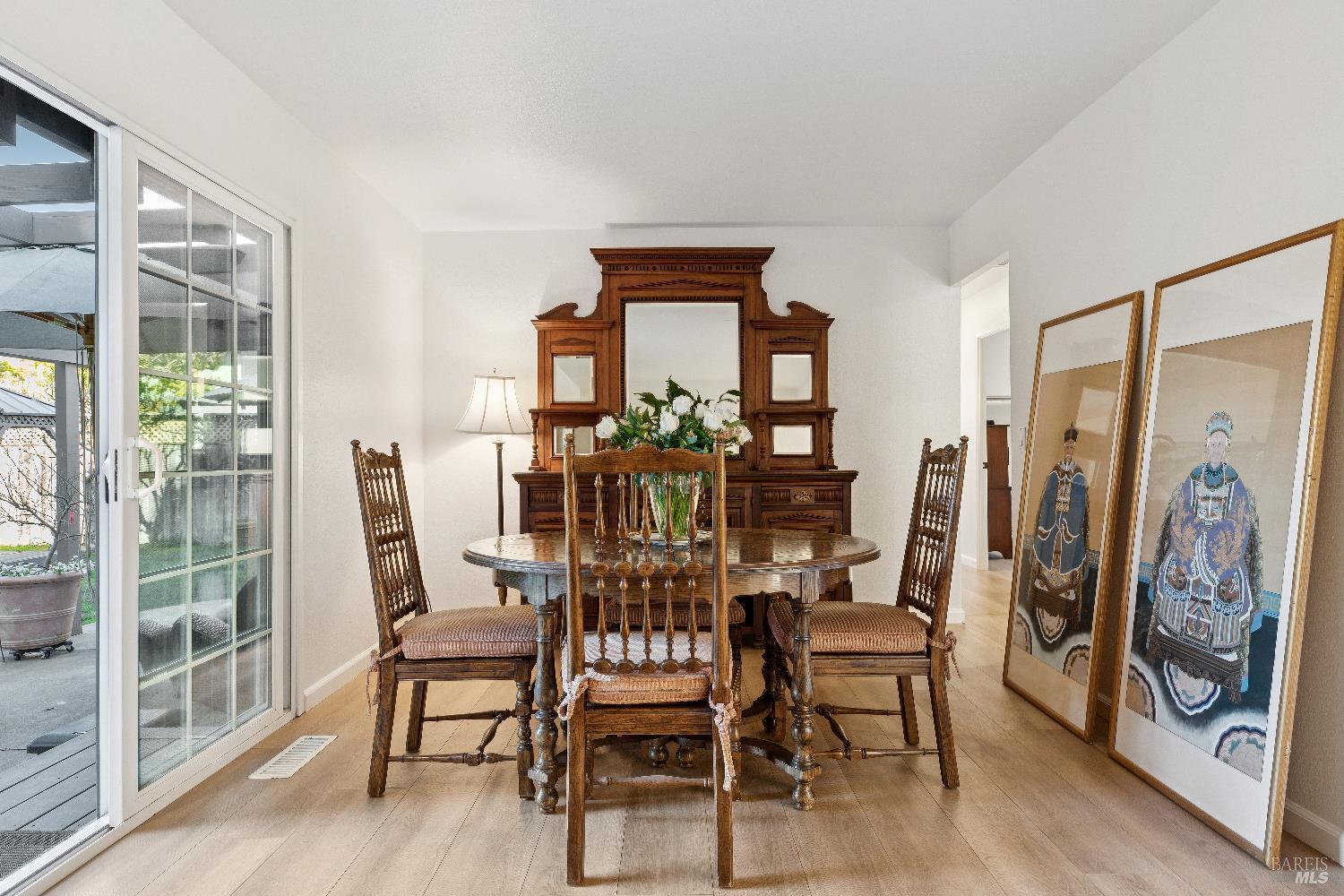 Detail Gallery Image 15 of 31 For 731 5th St, Sonoma,  CA 95476 - 3 Beds | 2 Baths