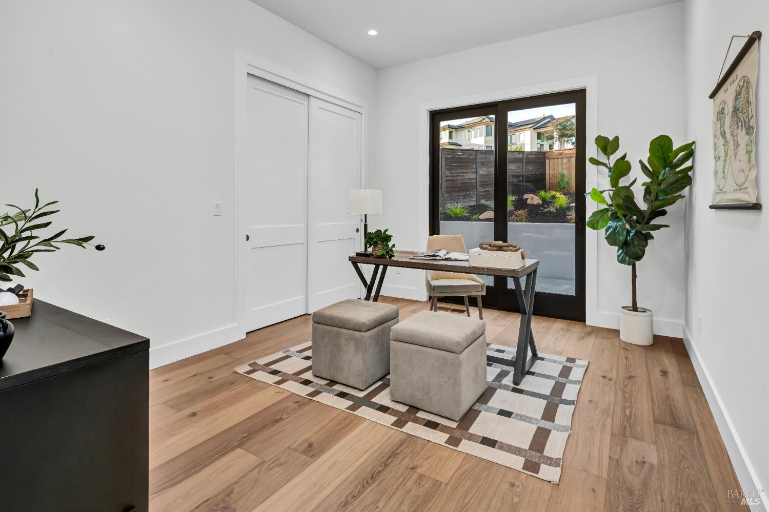 Detail Gallery Image 30 of 37 For 2011 Long Leaf Ct, Santa Rosa,  CA 95403 - 4 Beds | 3 Baths