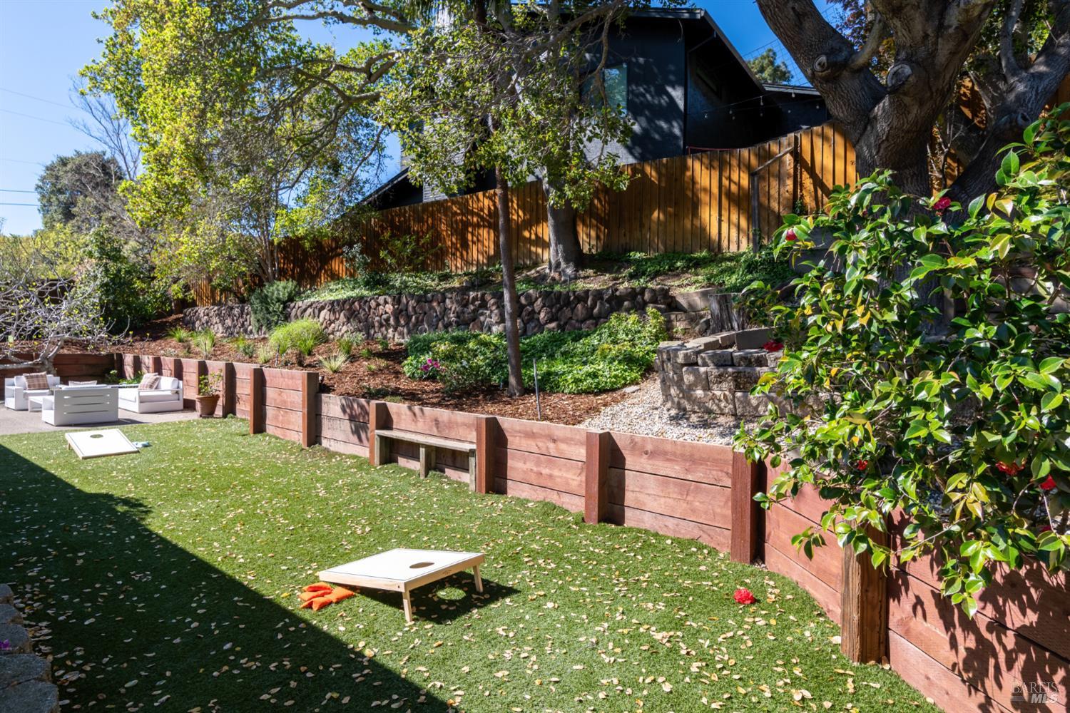 Detail Gallery Image 45 of 48 For 255 Knight Dr, San Rafael,  CA 94901 - 3 Beds | 2 Baths