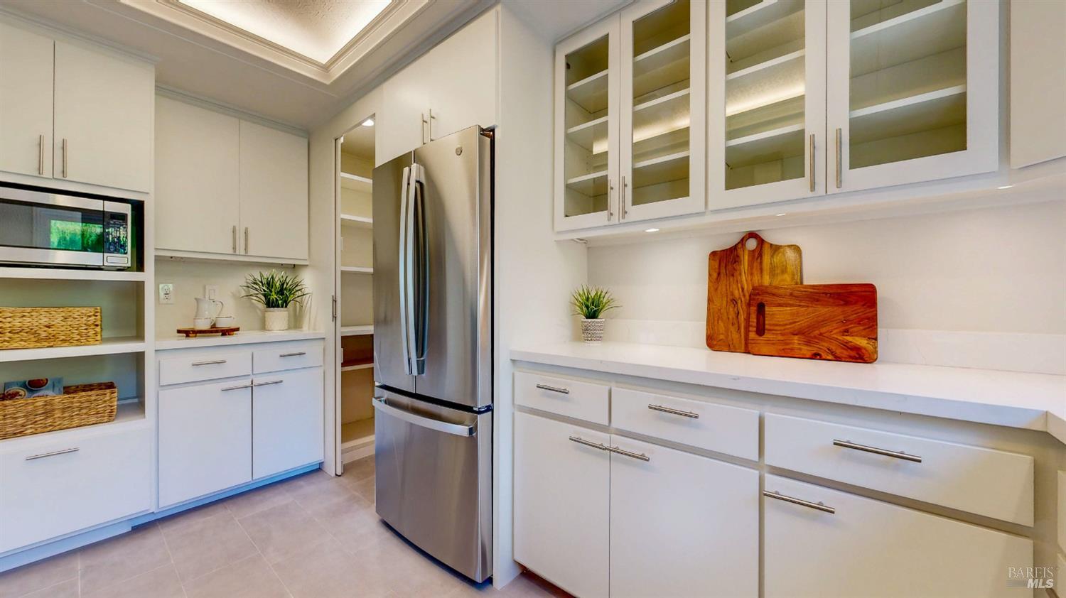 Detail Gallery Image 17 of 63 For 1253 Royal Oak Ter #C,  Novato,  CA 94947 - 3 Beds | 2/1 Baths