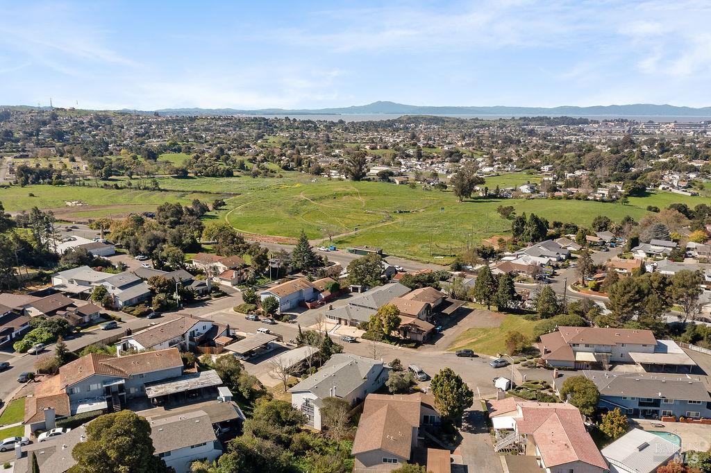 Detail Gallery Image 46 of 46 For 118 Yorkshire Ct, Vallejo,  CA 94591 - – Beds | – Baths