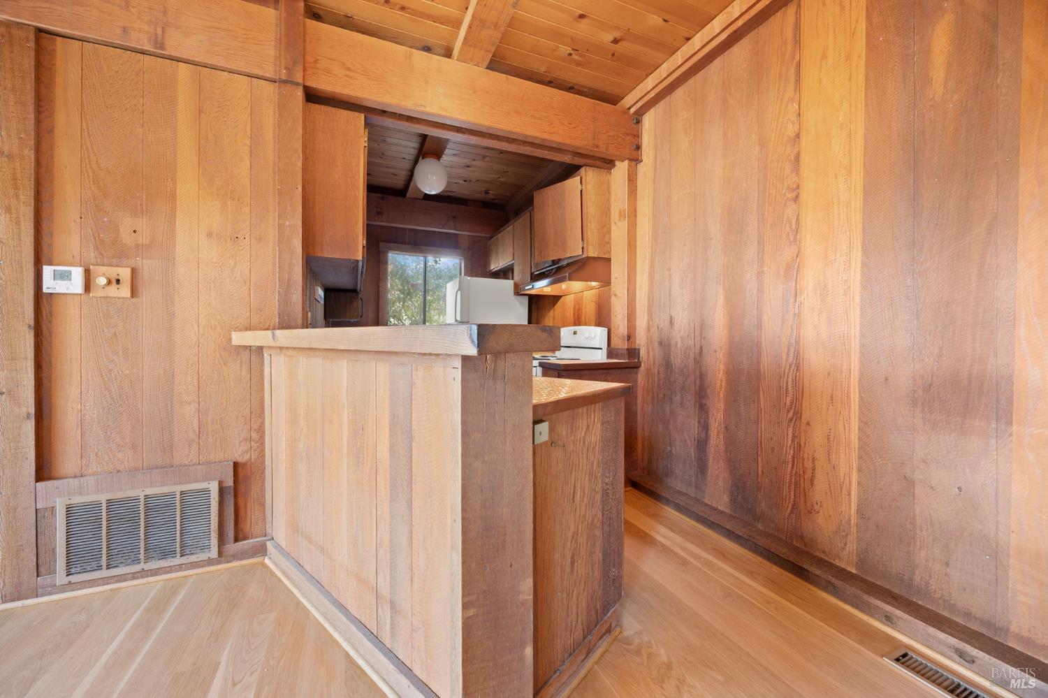 Detail Gallery Image 9 of 29 For 191 Buchanan Dr, Sausalito,  CA 94965 - 2 Beds | 1 Baths