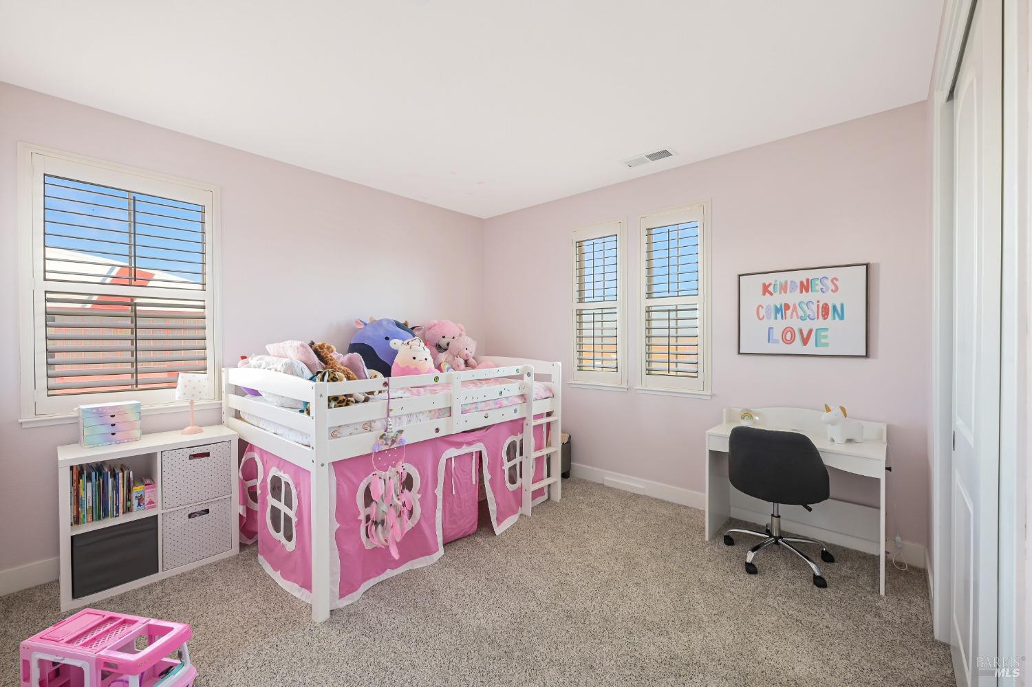 Detail Gallery Image 22 of 31 For 46 Audubon Way, Novato,  CA 94949 - 4 Beds | 3 Baths