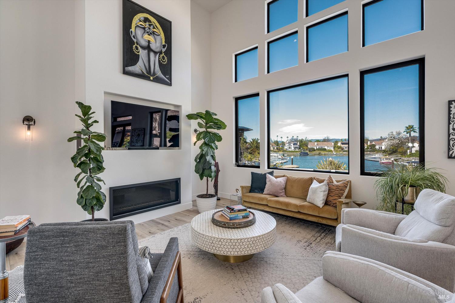 Detail Gallery Image 40 of 77 For 100 S Newport Dr, Napa,  CA 94559 - 4 Beds | 2/1 Baths