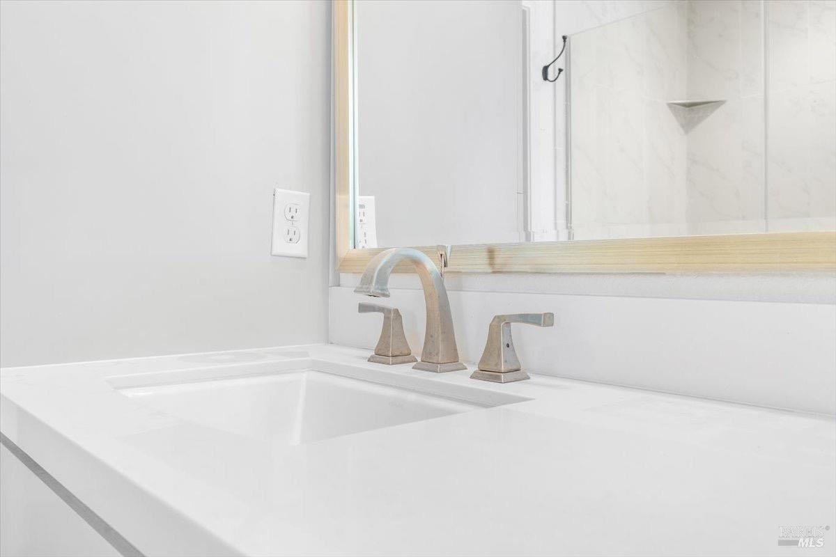 Detail Gallery Image 30 of 49 For 115 Lavender Cir, Healdsburg,  CA 95448 - 3 Beds | 2/1 Baths