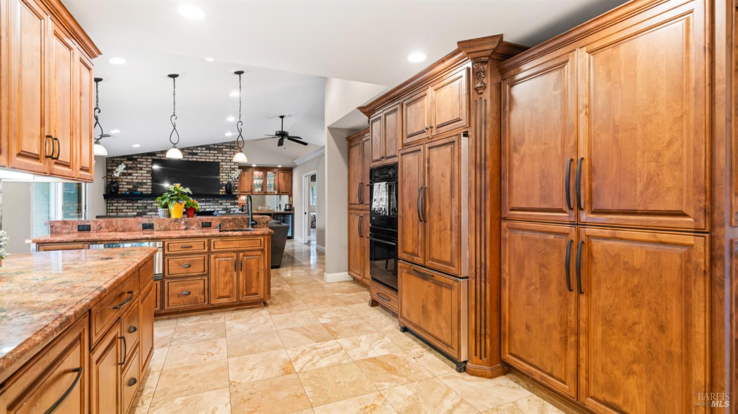 Detail Gallery Image 13 of 49 For 173 San Jose Ct, Vacaville,  CA 95688 - 4 Beds | 2 Baths