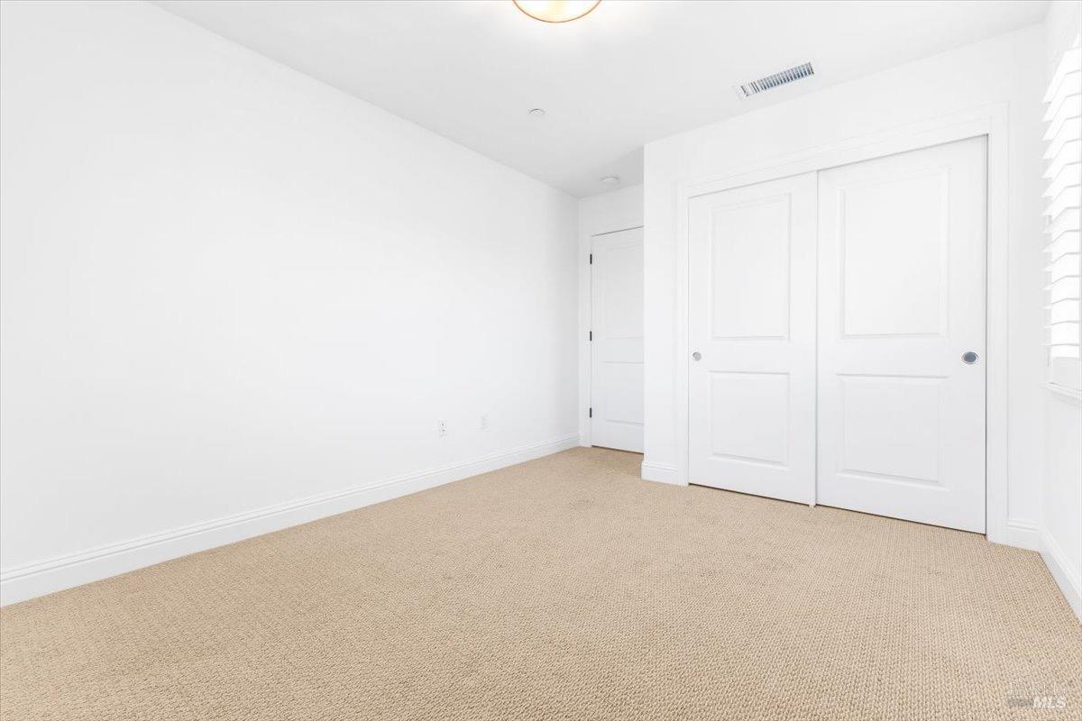 Detail Gallery Image 38 of 49 For 115 Lavender Cir, Healdsburg,  CA 95448 - 3 Beds | 2/1 Baths