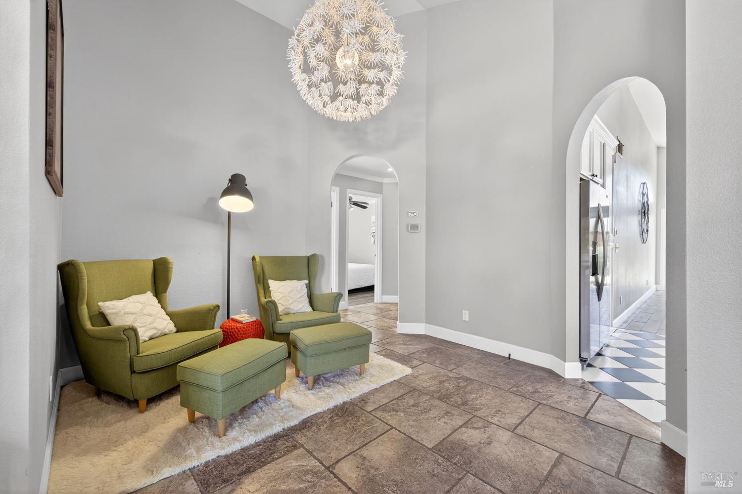 Detail Gallery Image 9 of 47 For 1301 Megan Pl, Rohnert Park,  CA 94928 - 3 Beds | 2 Baths