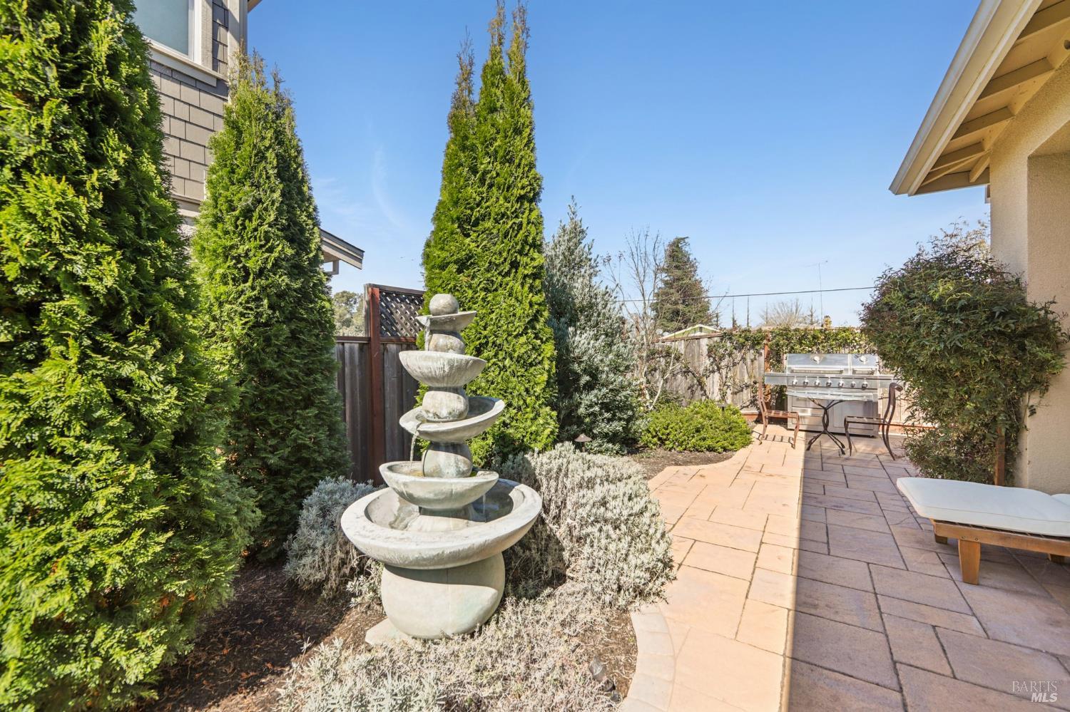 Detail Gallery Image 46 of 56 For 2453 Francisco Ave, Santa Rosa,  CA 95403 - 4 Beds | 3 Baths