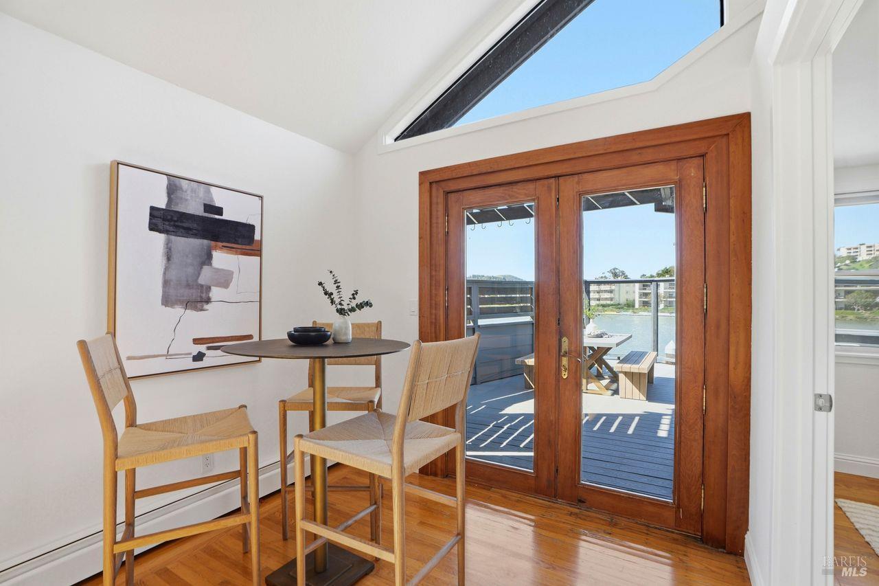 Detail Gallery Image 14 of 37 For 21 Boardwalk One Unkn, Larkspur,  CA 94939 - 3 Beds | 2 Baths