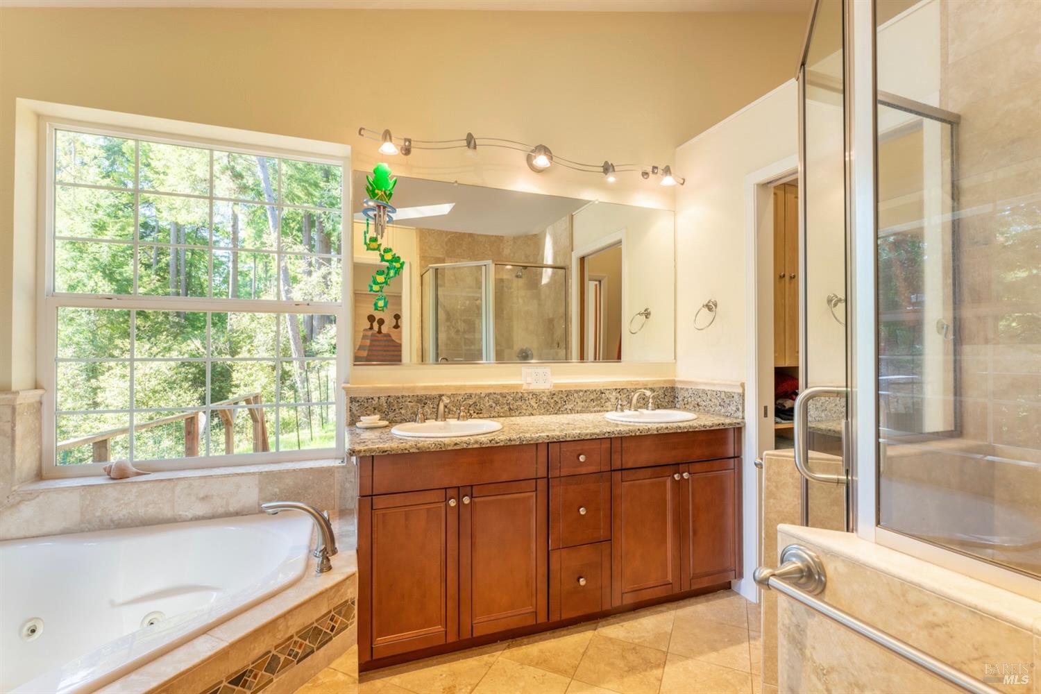 Detail Gallery Image 22 of 31 For 18940 Timber Pointe Dr, Fort Bragg,  CA 95437 - 4 Beds | 3 Baths