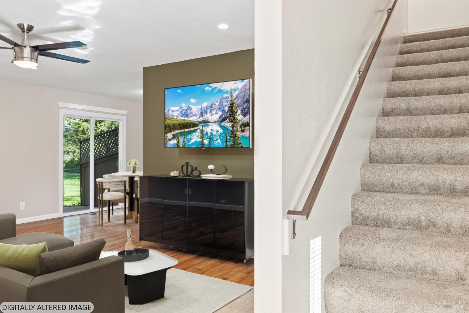 Detail Gallery Image 3 of 39 For 790 Hudis Dr, Rohnert Park,  CA 94928 - 2 Beds | 1/1 Baths