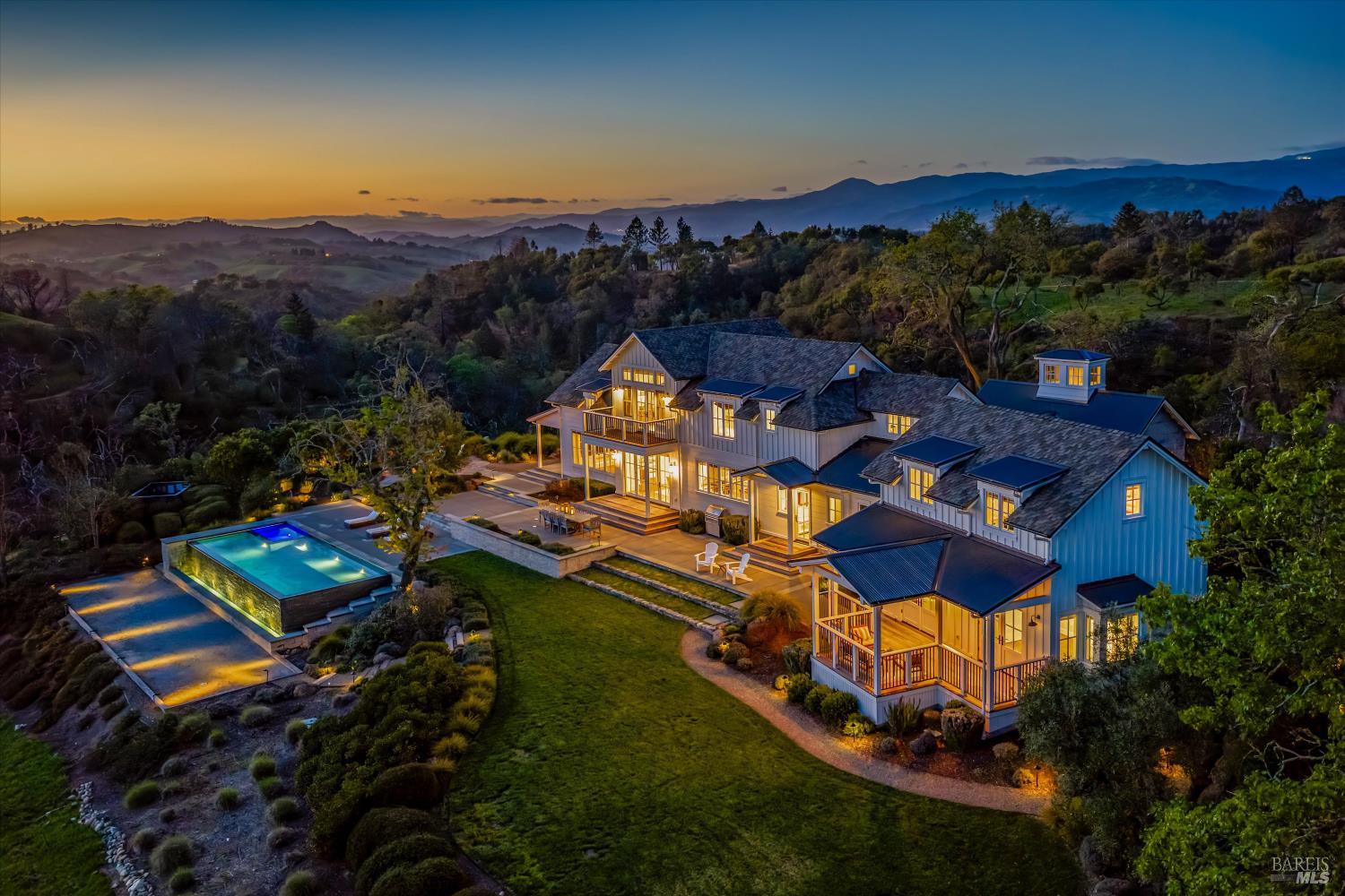 Detail Gallery Image 2 of 82 For 2843 Wright Ranch Ln, Healdsburg,  CA 95448 - 4 Beds | 3/1 Baths