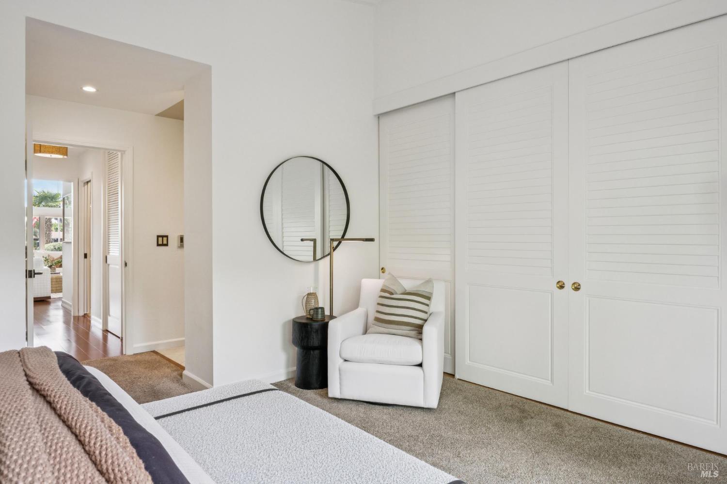 Detail Gallery Image 24 of 54 For 20 Porto Bello Dr, San Rafael,  CA 94901 - 2 Beds | 2 Baths