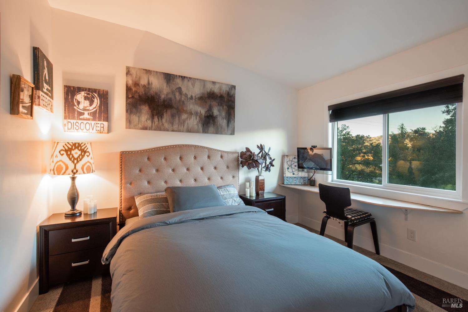 Detail Gallery Image 14 of 76 For 22855 Chianti Rd, Geyserville,  CA 95441 - 5 Beds | 3/1 Baths