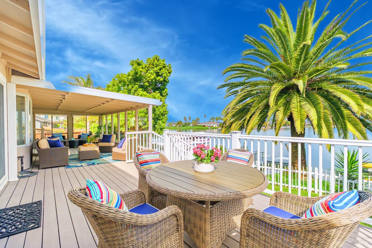 Detail Gallery Image 7 of 37 For 45 Del Oro Lagoon Dr, Novato,  CA 94949 - 3 Beds | 2 Baths