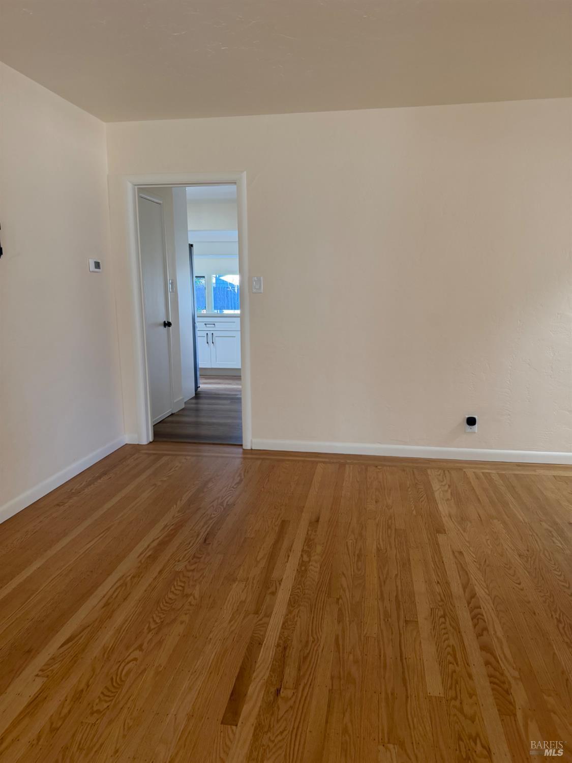 Detail Gallery Image 12 of 55 For 2766 Iowa St, Napa,  CA 94558 - 3 Beds | 1/1 Baths