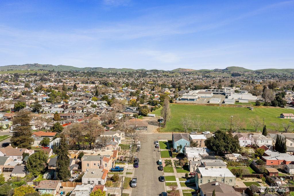 Detail Gallery Image 29 of 32 For 1434 Beach St, Vallejo,  CA 94590 - 2 Beds | 1 Baths