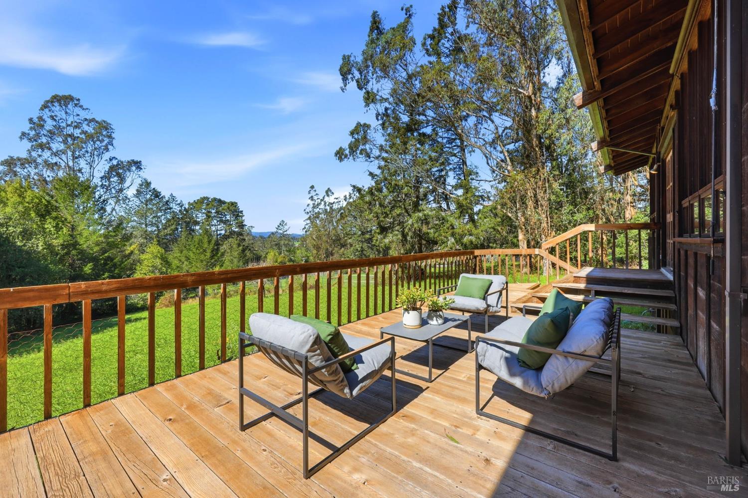 Detail Gallery Image 3 of 63 For 4142 Burnside Rd, Sebastopol,  CA 95472 - 3 Beds | 3 Baths