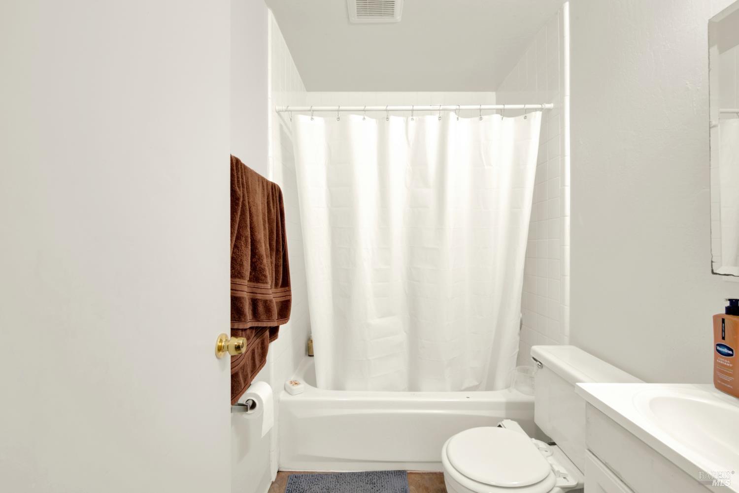 Detail Gallery Image 20 of 33 For 724 Delaware St, Fairfield,  CA 94533 - – Beds | – Baths