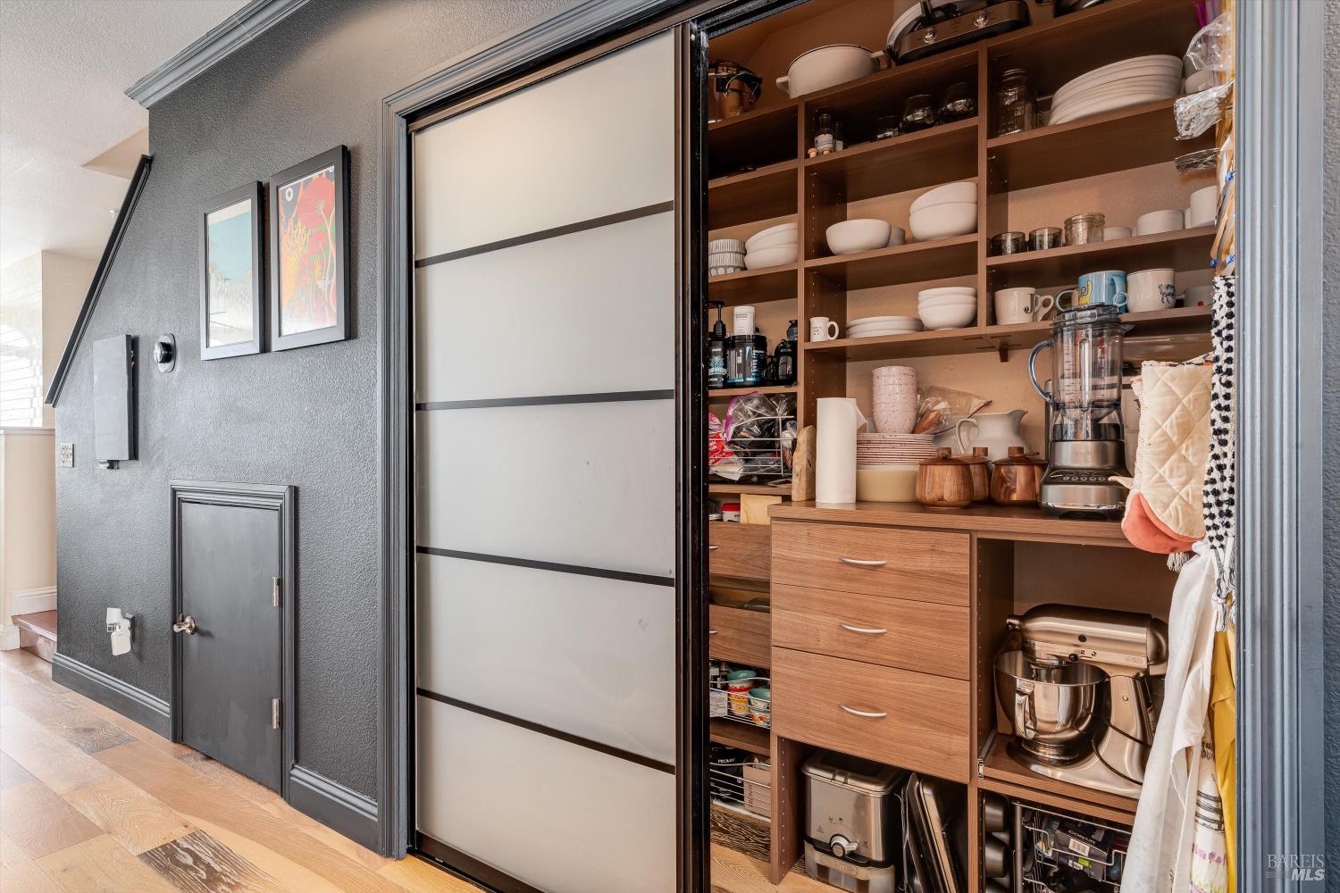 Detail Gallery Image 6 of 65 For 472 Emily Rose Cir, Windsor,  CA 95492 - 3 Beds | 2/1 Baths