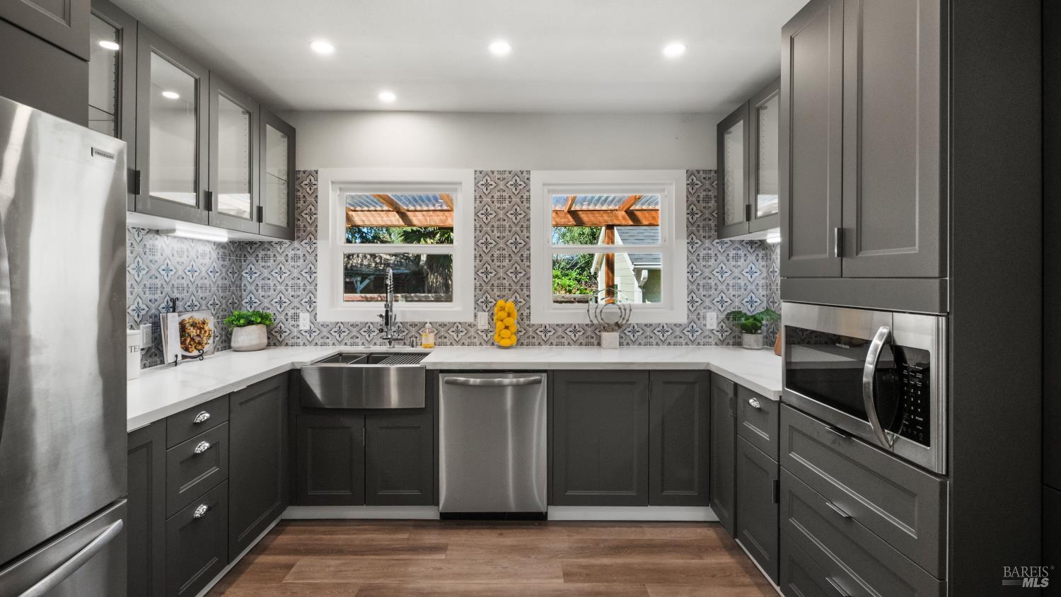 Detail Gallery Image 17 of 70 For 1174 Victory Ln, Concord,  CA 94520 - 2 Beds | 1/1 Baths