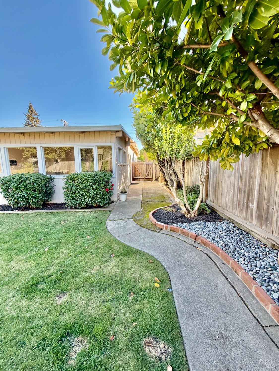 Detail Gallery Image 52 of 55 For 2766 Iowa St, Napa,  CA 94558 - 3 Beds | 1/1 Baths