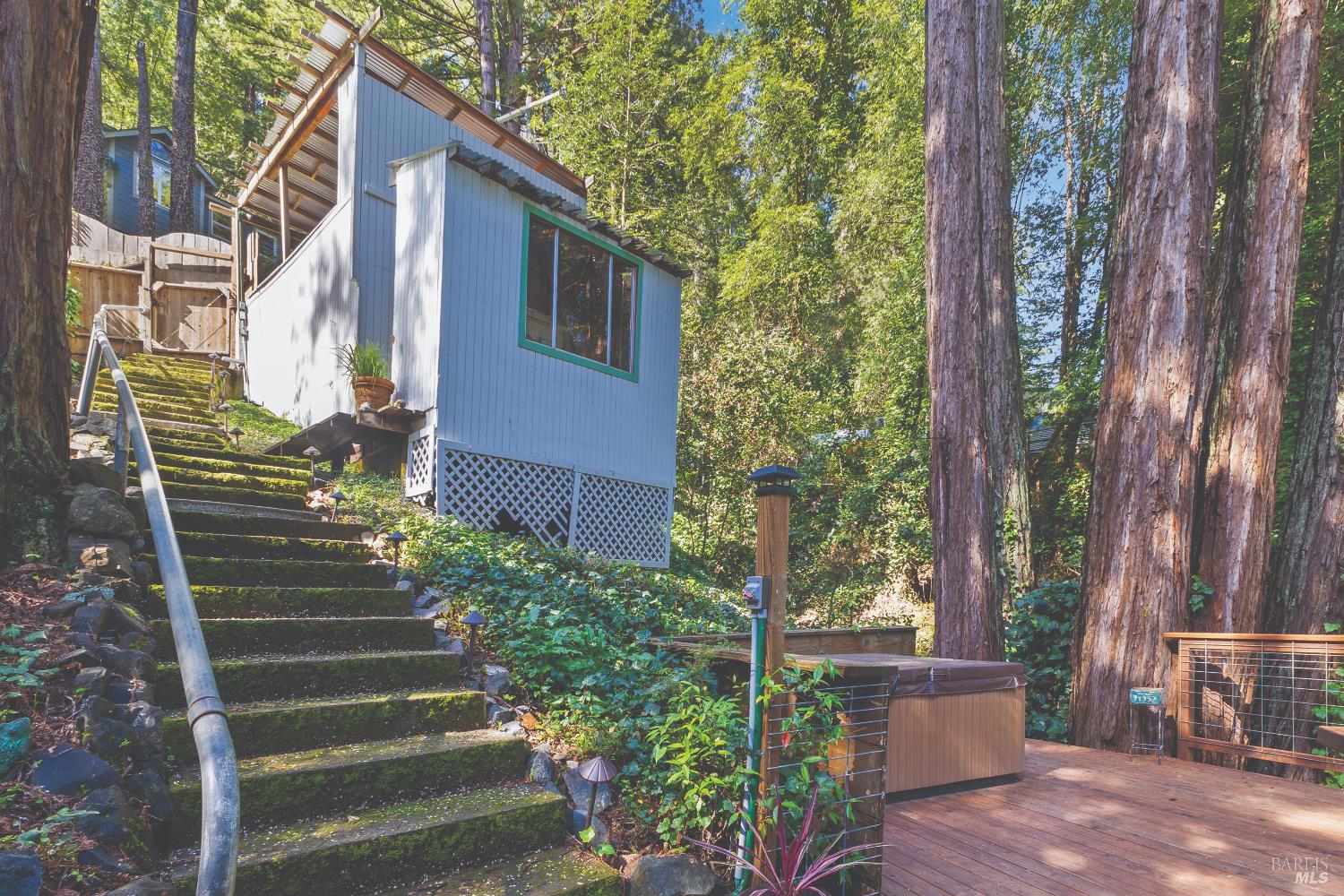 Detail Gallery Image 3 of 77 For 9085 Middle Ter, Monte Rio,  CA 95462 - 1 Beds | 1/1 Baths