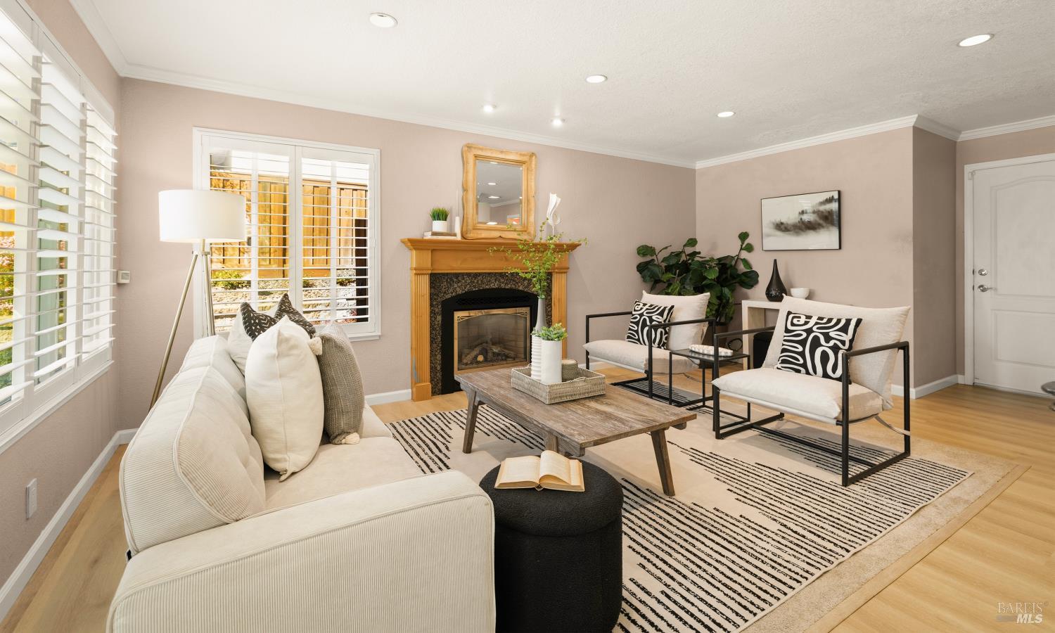 Detail Gallery Image 30 of 87 For 635 Daffodil Dr, Benicia,  CA 94510 - 4 Beds | 2/1 Baths