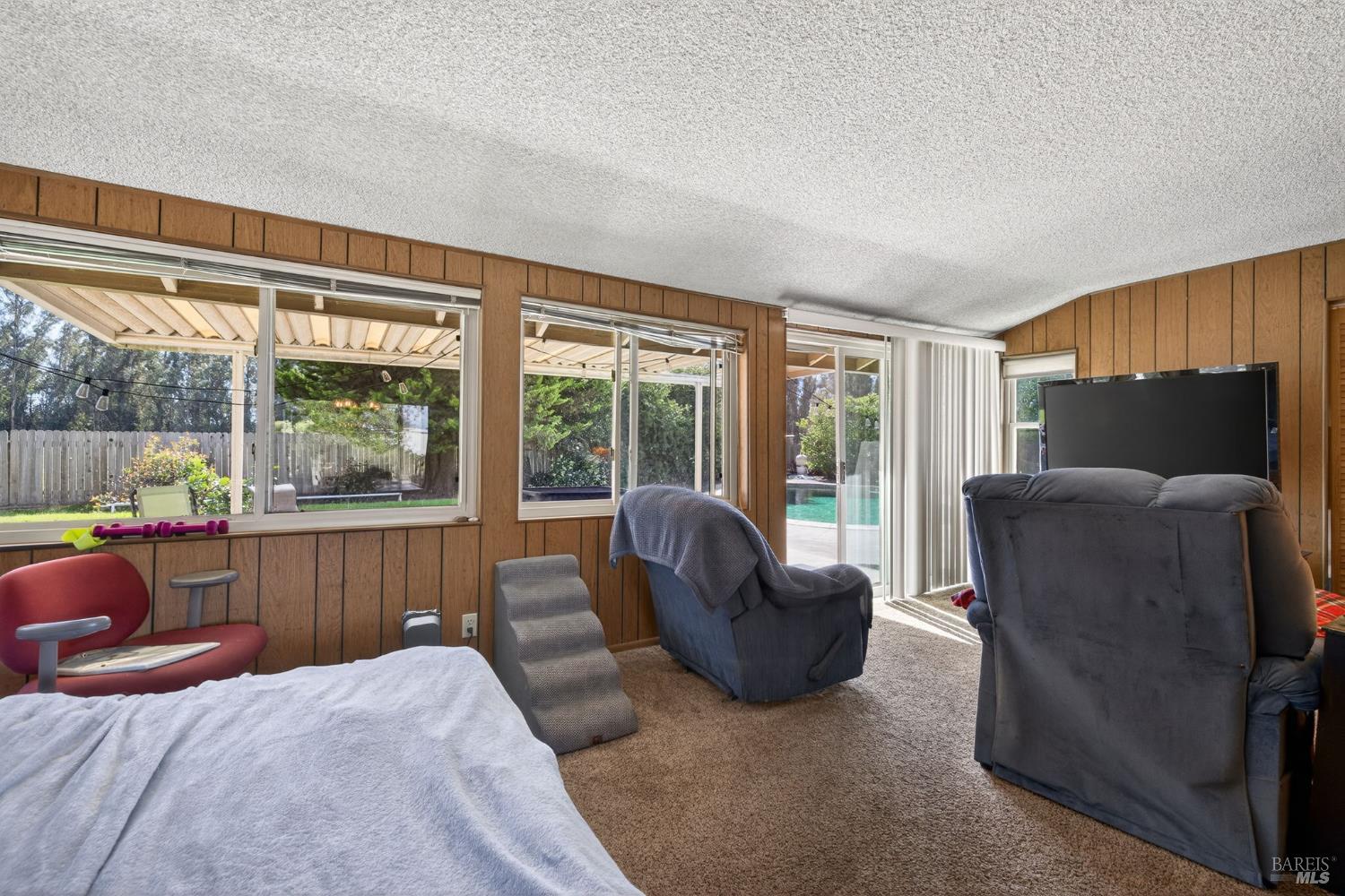 Detail Gallery Image 16 of 21 For 410 E Railroad Ave, Cotati,  CA 94931 - 3 Beds | 3 Baths