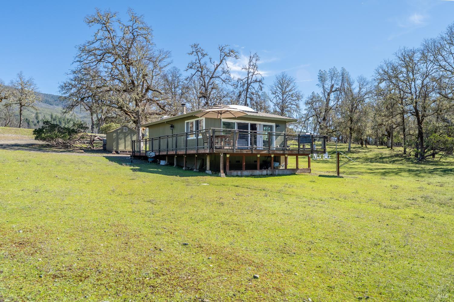 Detail Gallery Image 4 of 39 For 30429 Ridgewood Dr, Potter Valley,  CA 95469 - 1 Beds | 1 Baths