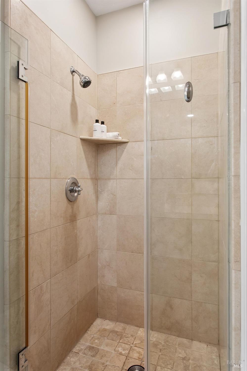 Detail Gallery Image 29 of 41 For 508 Blue Jay Way, Mill Valley,  CA 94941 - 4 Beds | 2/1 Baths