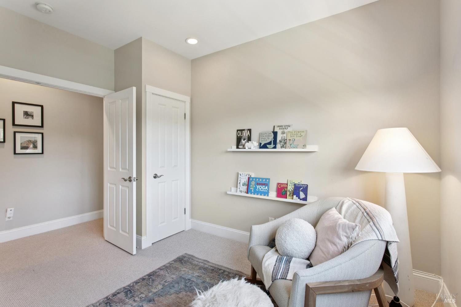Detail Gallery Image 31 of 41 For 508 Blue Jay Way, Mill Valley,  CA 94941 - 4 Beds | 2/1 Baths