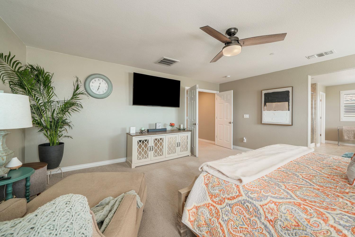 Detail Gallery Image 34 of 63 For 2481 Hancock Dr, Fairfield,  CA 94533 - 5 Beds | 3/1 Baths