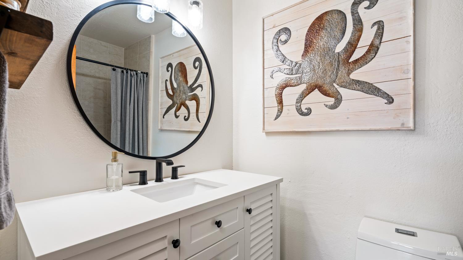 Detail Gallery Image 8 of 35 For 408 Larkspur Plaza Dr, Larkspur,  CA 94939 - 1 Beds | 1 Baths