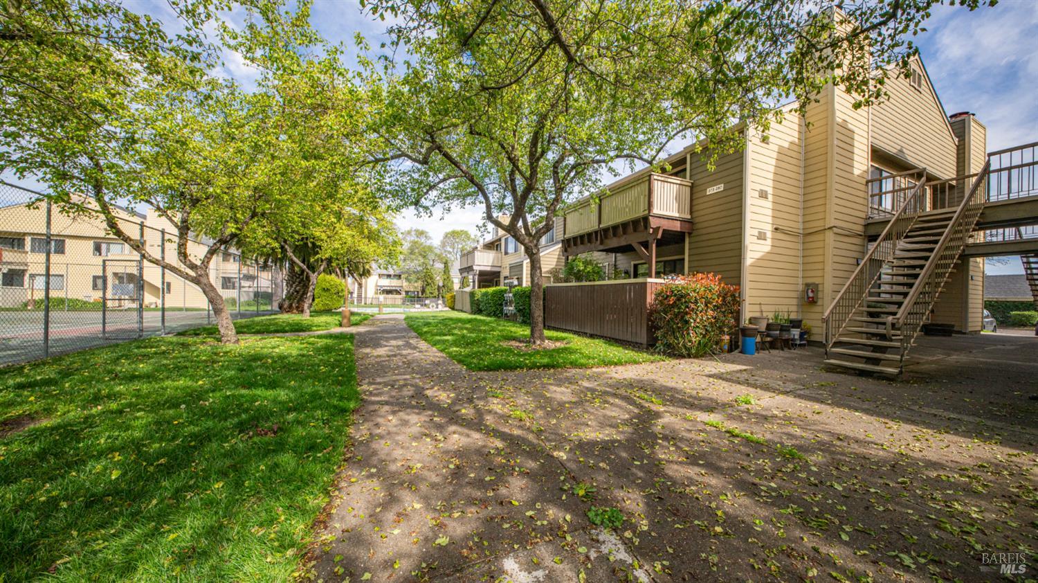 Detail Gallery Image 21 of 21 For 279 Enterprise Dr, Rohnert Park,  CA 94928 - 1 Beds | 1 Baths