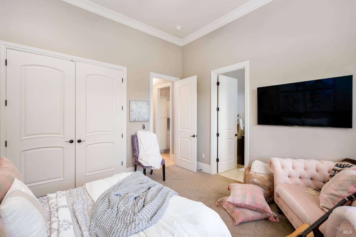 Detail Gallery Image 49 of 68 For 10 Canterbury Dr, Napa,  CA 94558 - 3 Beds | 3/1 Baths