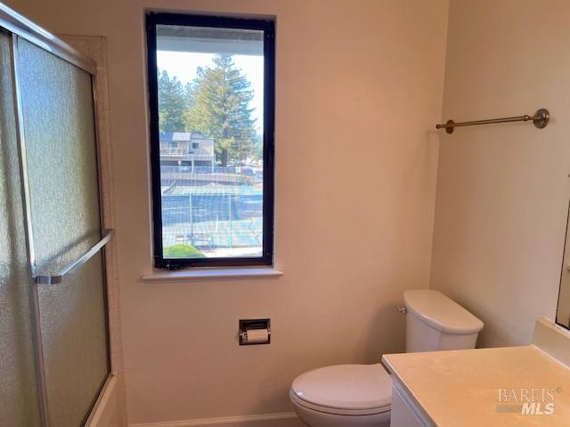 Detail Gallery Image 16 of 34 For 14 Scottsdale Way, Novato,  CA 94947 - 2 Beds | 2 Baths