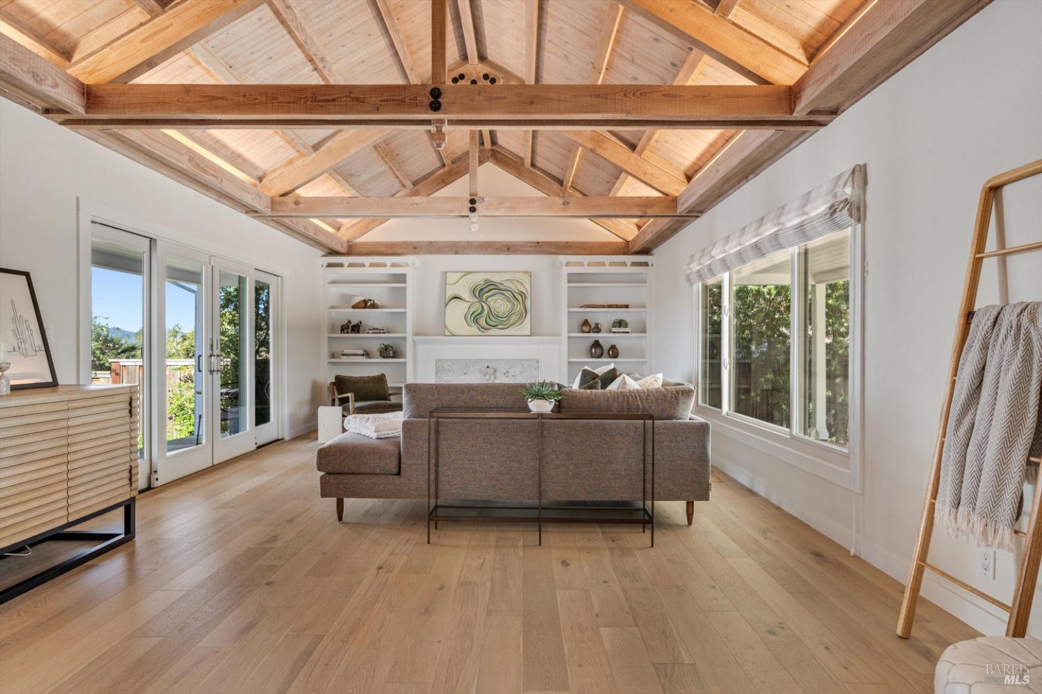 Detail Gallery Image 31 of 70 For 1236 N Fitch Mountain Rd, Healdsburg,  CA 95448 - 3 Beds | 2/1 Baths