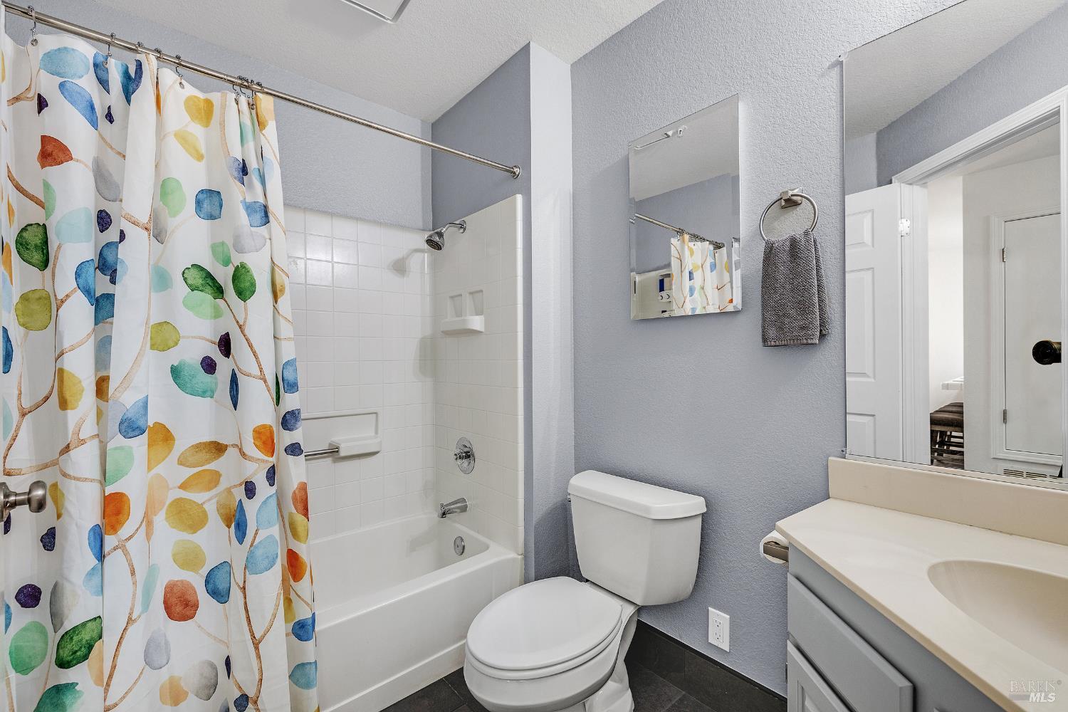 Detail Gallery Image 21 of 30 For 36 Bridle Path Ln, Novato,  CA 94945 - 2 Beds | 2 Baths